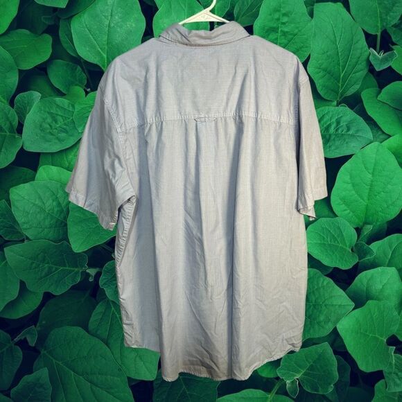 5 for $25🔥Chaps Easy Care Baby Blue Short Sleeve Button Front Shirt XL - Picture 2 of 5